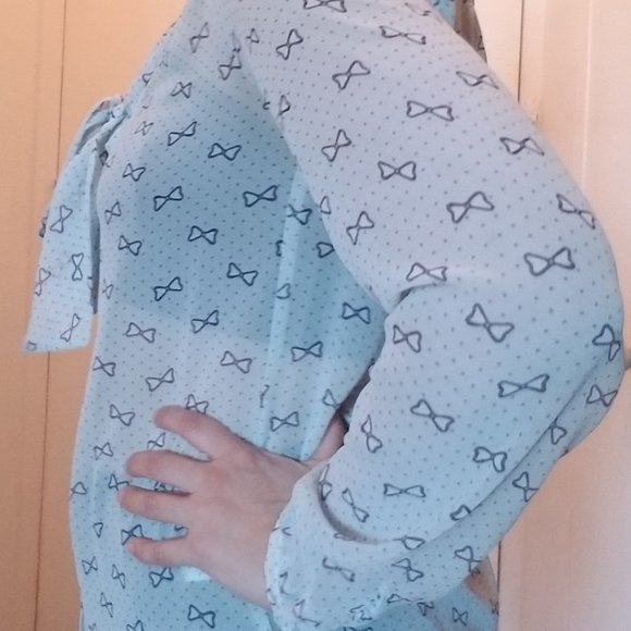 EUC - LC Lauren Conrad XS Print Bow-Front Blouse - Picture 3 of 4